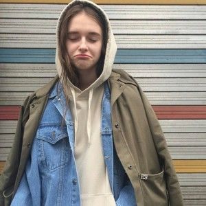 Meet your Posher, Wayne